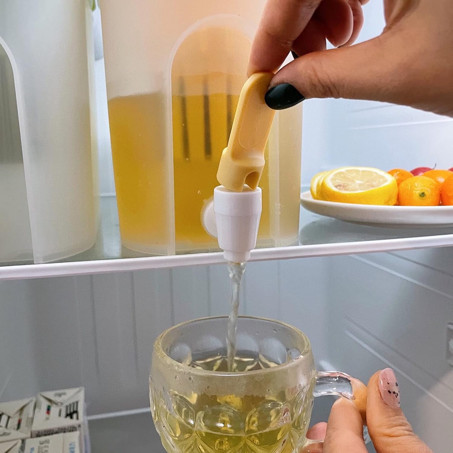Dispenser uji dhe limonade