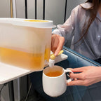 Dispenser uji dhe limonade
