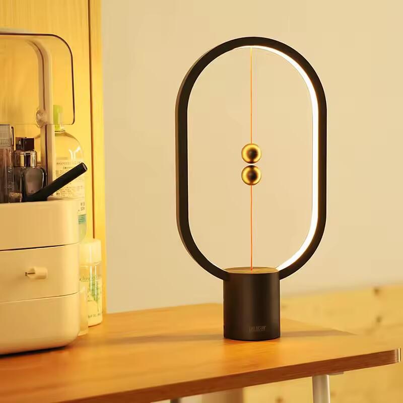 Llambë Magnetike Minimaliste – Ndriçim LED Artistik