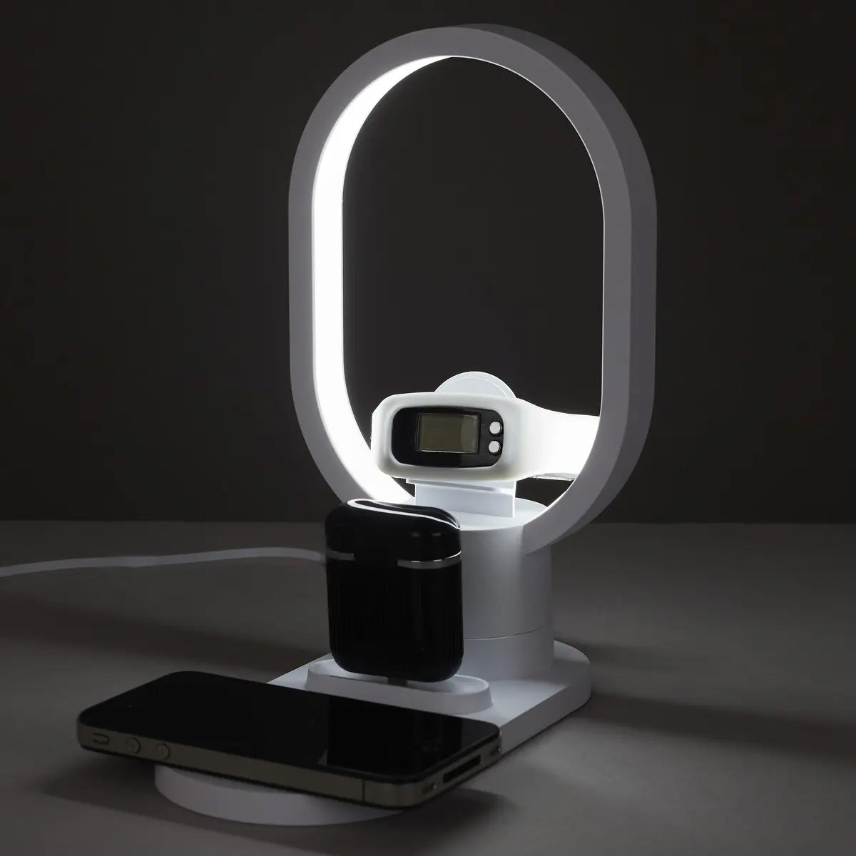 Stacion karikimi wireless me llambë LED