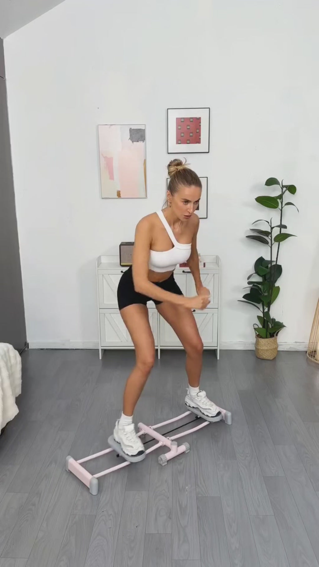 Ski leg trainer