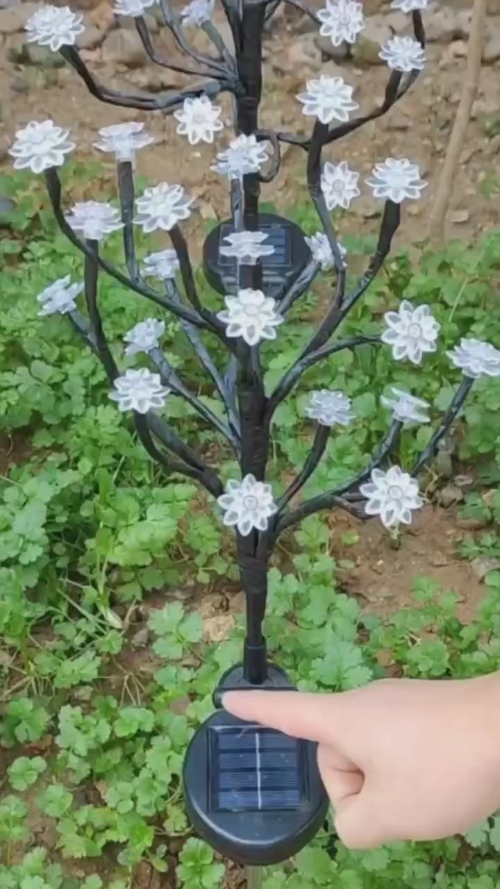 Set ndriçues dekorativ me panel diellor në formë lule