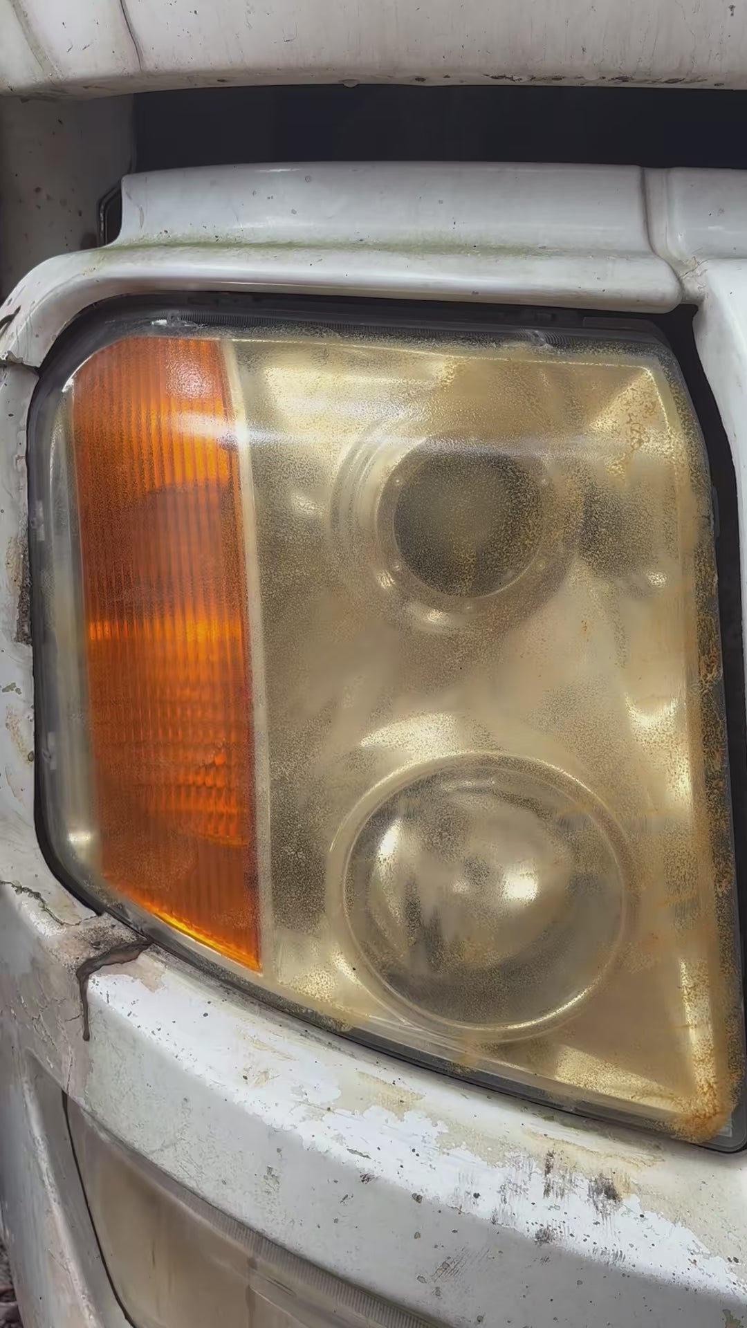 Headlight Restorer – Pastrues për Fenerët e Makinës