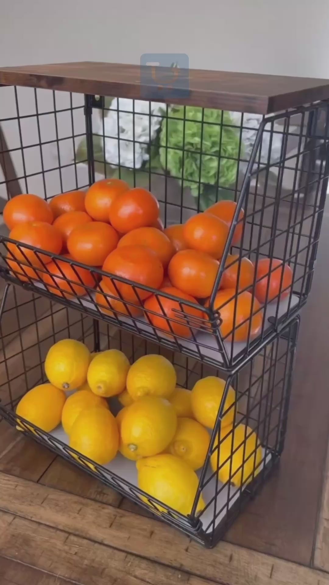 Set me 2 mbajtese metalike per frutaperime