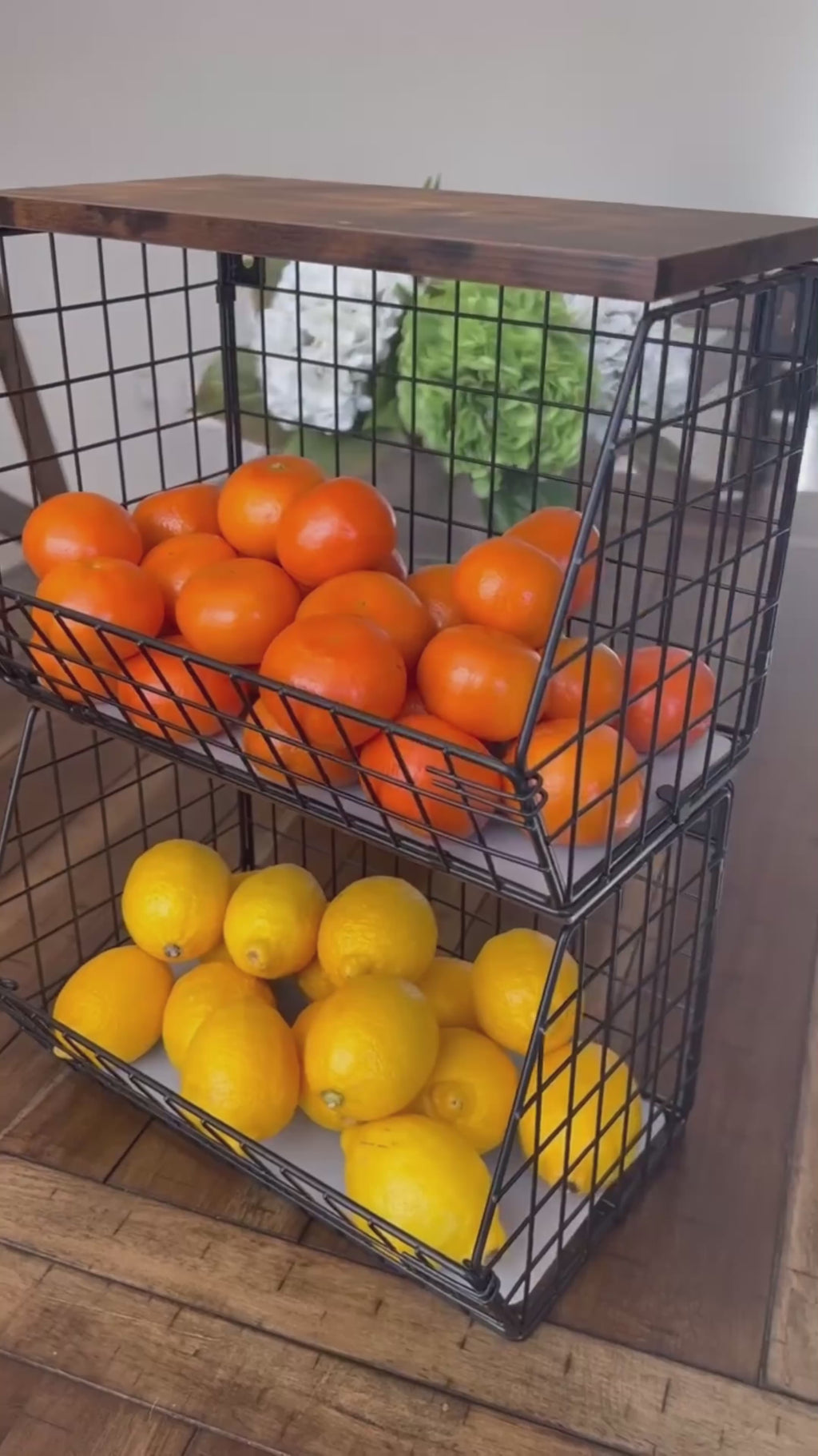 Mbajtëse metalike për frutat